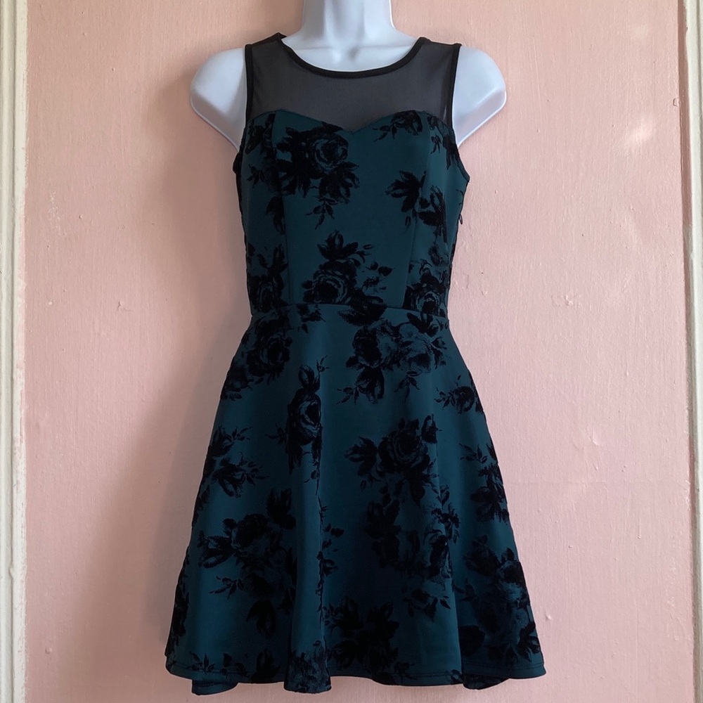 Trixxi Babydoll Fit&Flare Dress Dark Floral Velvet  Mesh Size XS